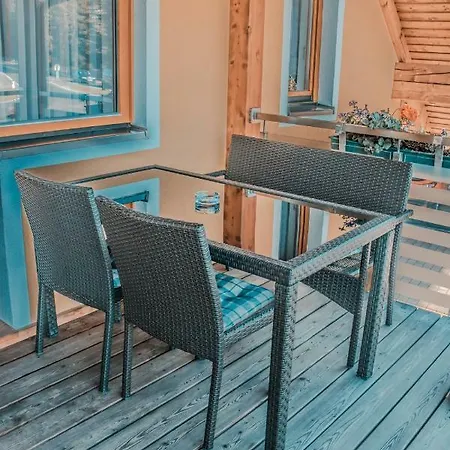 Arneitz فاك ام سي